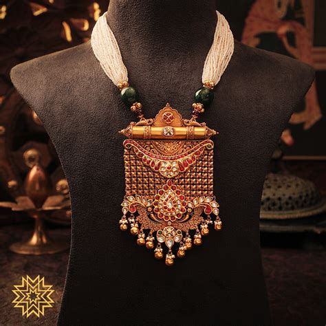 Buy Antique Set Online | Antique Set by Manubhai.