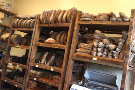 Jyan Isaac Bread sets a picture-perfect table with pleasing food to ...