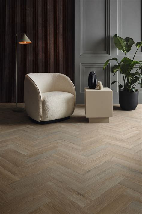 Karndean Designflooring Inspires Creative Design with Contemporary Oak ...