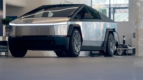 Tesla tells Cybertruck owners to use tape to fix panel gap issues - Blog