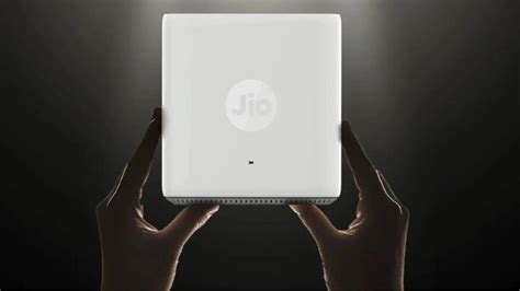 रिलायंस जियो ने लॉन्च किया नया WiFi 6 राउटर, मिलेगी 6000Mbps की स्पीड ...