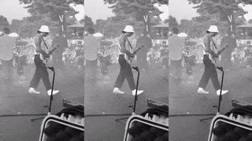 Local People GIF 的图像结果