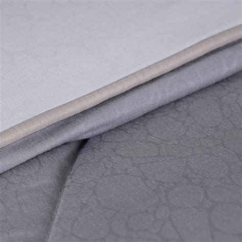 Buy MASPAR Glister Printed Reversible Double Quilt from Maspar at just ...