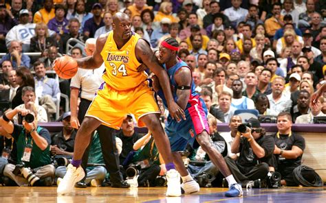 Shaquille O'Neal 2004 NBA Finals Ben Wallace, Shaquille O'neal, Larry ...
