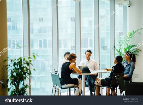 Committee around a Table 的图像结果