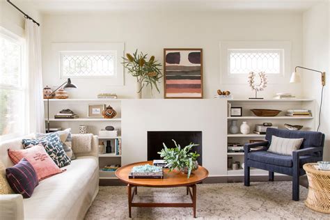 15 Small Living Room Layouts That Maximize Space and Style - George's ...