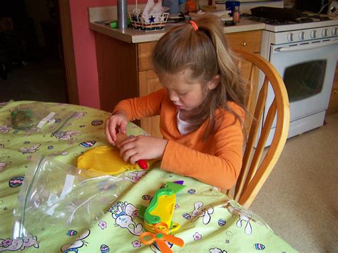 Mini DIY Play-Doh 的图像结果