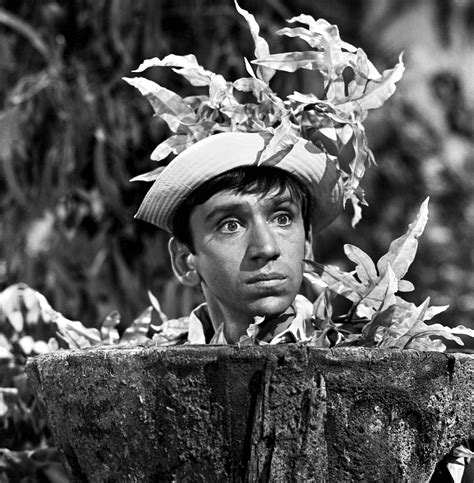'Gilligan's Island': 4 Times Gilligan Was a Hero