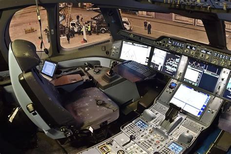 A la place du pilote de l'Airbus A350 XWB : les photos du cockpit