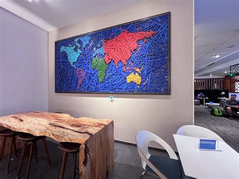 Houston (IAH) Amex Centurion Lounge - Location, Hours [2026]