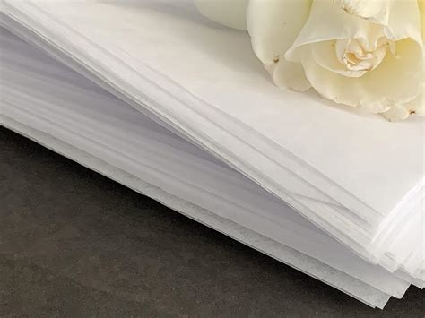 25 Sheets 24" x 36" ; The Linen Lady's Acid Free Archival Tissue Paper ...