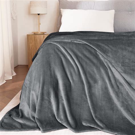 Amazon.com: NICETOWN Soft Queen Size Blanket for Fall Winter Spring All ...