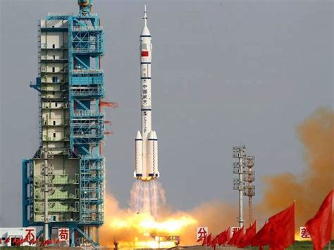 中国可重复使用航天器刚发射成功，美媒就来乱弹琴：或是太空武器_腾讯新闻