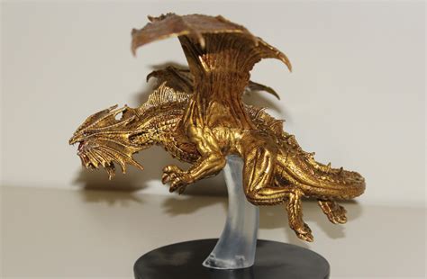 DnD miniature Niv-Mizzet as a gold dragon side by MrVergee on DeviantArt