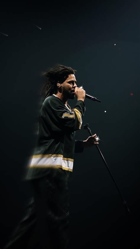 Photos I took last night shooting for the Big as the what Tour rest are ...