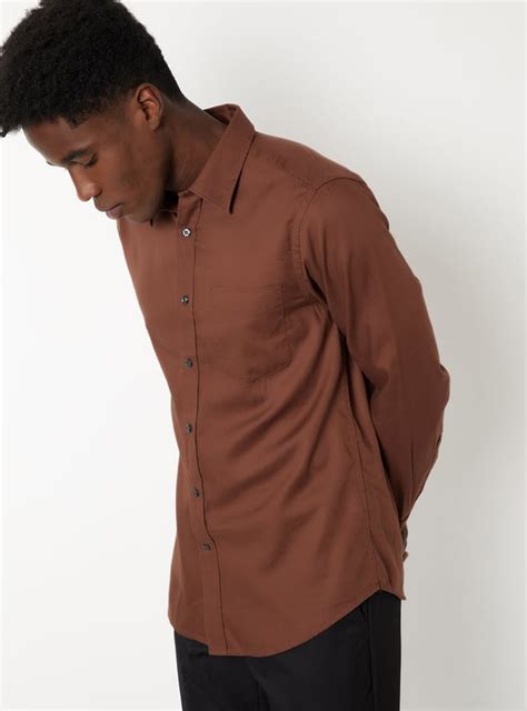 Buy Men Solid Slim Fit Shirt Online at just Rs. 999.0 - 1000015598052 ...