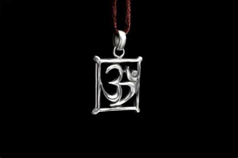 Om Locket in Pure Silver - Design XVIII - Rudra Centre