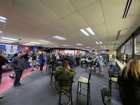 CARMEL ICE SKADIUM - Updated July 2025 - 52 Photos & 42 Reviews - 1040 ...