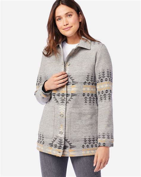 Pendleton Women’s Jacquard Barn Jacket – C.M. Russell Museum