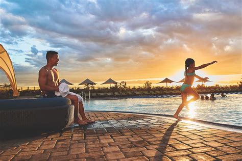 Health Club, Gym & Fitness Center in Schaumburg | Life Time
