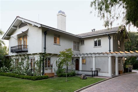 Siding Repair Cost: DIY vs. Professional (2026 Guide)