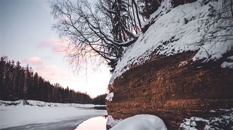 Wallpaper cliff, lake, trees, snow, winter, landscape hd, picture, image