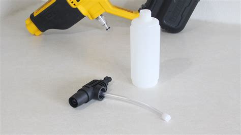 First Impressions Review: DeWalt 20V Cordless Pressure Washer