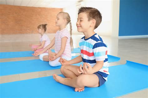 Teaching Your Child Yoga: Top Resources for Introducing Yoga to your ...