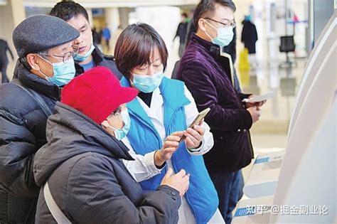 大城市“陪诊师”:年轻客户超6成，线上培训课更像微商_长江云 - 湖北网络广播电视台官方网站