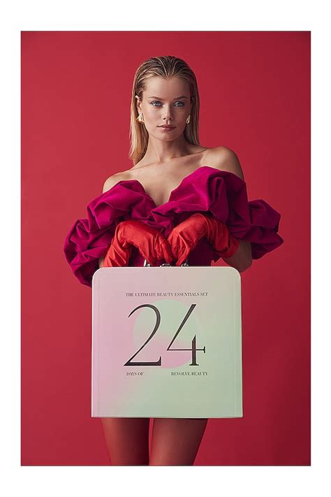 REVOLVE Beauty 2023 Advent Calendar | REVOLVE