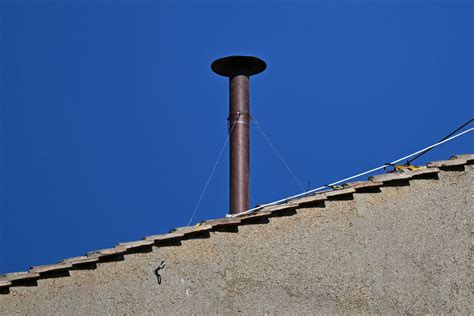 Workers install chimney atop Sistine Chapel for conclave | Borneo Post ...