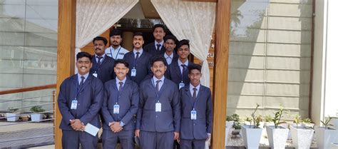 Emirates Institute of Hotel Management | CHOOSE YOUR COURSE SAVE YOUR ...