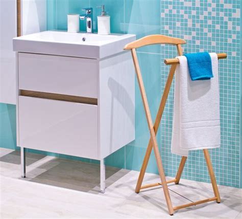 15 Bathroom Towel Racks to Utilize the Space Properly