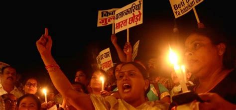 Thousands Scream ‘Hang The Rapists’ At India Gate Hoping The Government ...