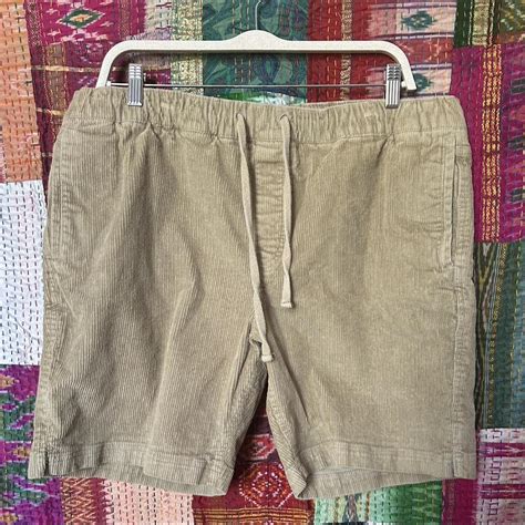 Mens hang ten corduroy shorts • • Men's XL - Depop