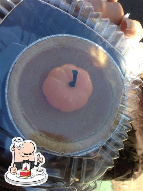 Half Moon Bay Bakery in Half Moon Bay - Restaurant menu and reviews