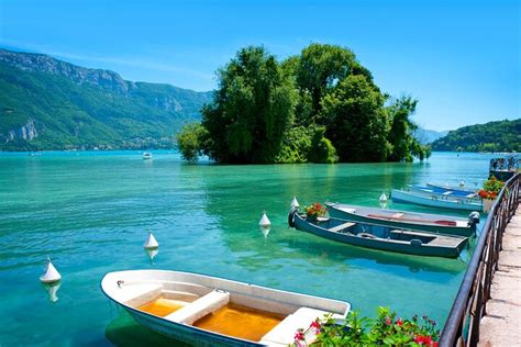 2023 Lake Annecy Shared Day Trip from Geneva
