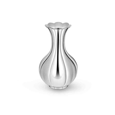 Tall Flower Vase – Silverstein