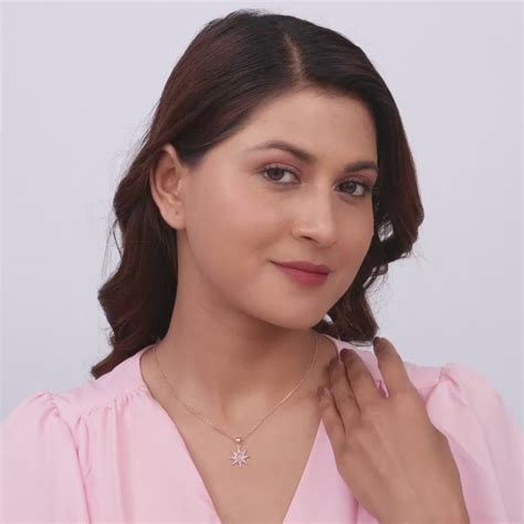 Rose Gold Solar Flare Pendant with Link Chain – GIVA