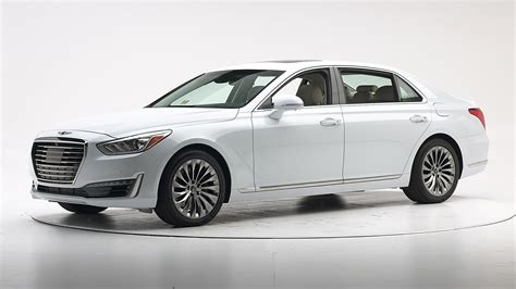 2019 Genesis G90