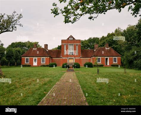 Stanley spencer war mural hi-res stock photography and images - Alamy