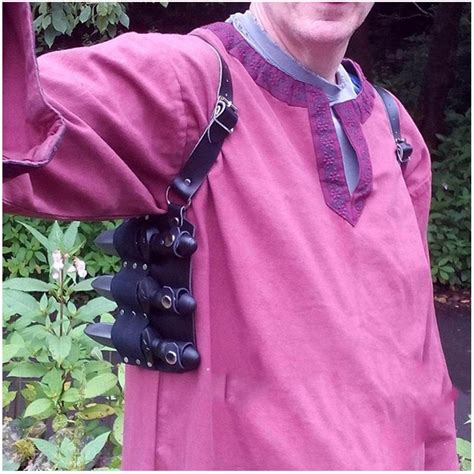 Amazon.com: Medieval Hidden Weapon Throwing Knife Holster Shoulder Belt Adjustable PU Leather ...