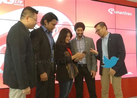 Kerjasama Smartfren dan Twitter Memperkaya Layanan 4G LTE