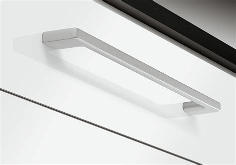 Möbelgriff, Bügelgriff aus Zinkdruckguss, kantig | HÄFELE