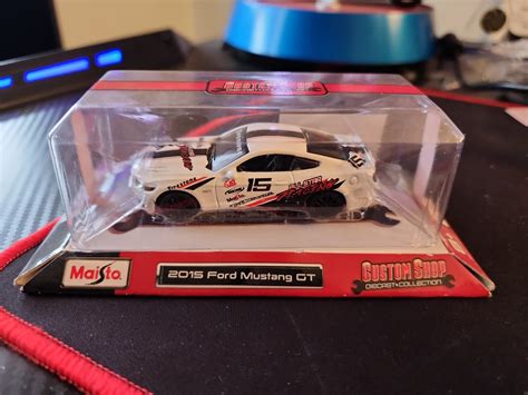 Buy 2015 Ford Mustang GT Maisto Custom Shop All-Star Racing 1:64 Online ...