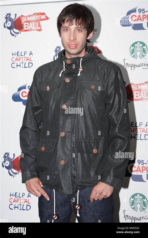 Example Singer 的图像结果