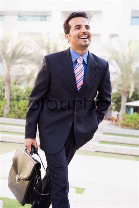 Businessman with Briefcase 的图像结果