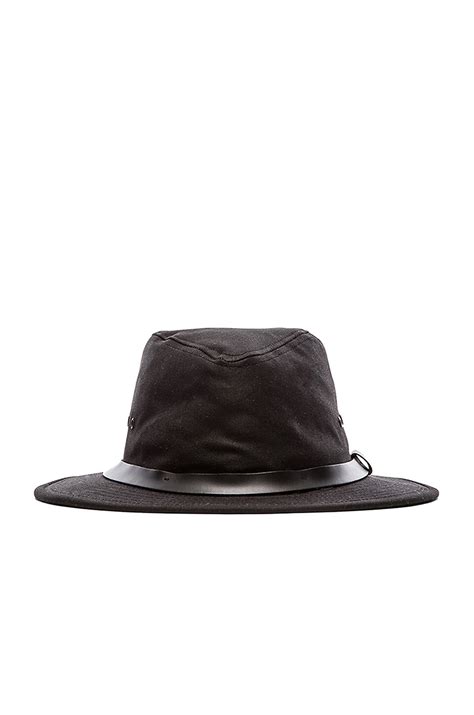 Filson Tin Cloth Packer Hat in Black | REVOLVE