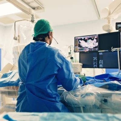 Angiogram Procedure: Purpose, Risks and Recovery
