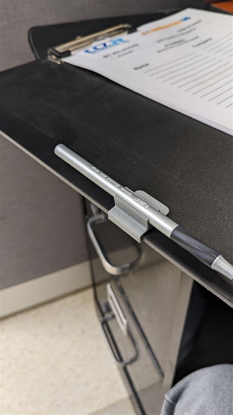 Clipboard Pen Holder by Cruisechef | Download free STL model ...